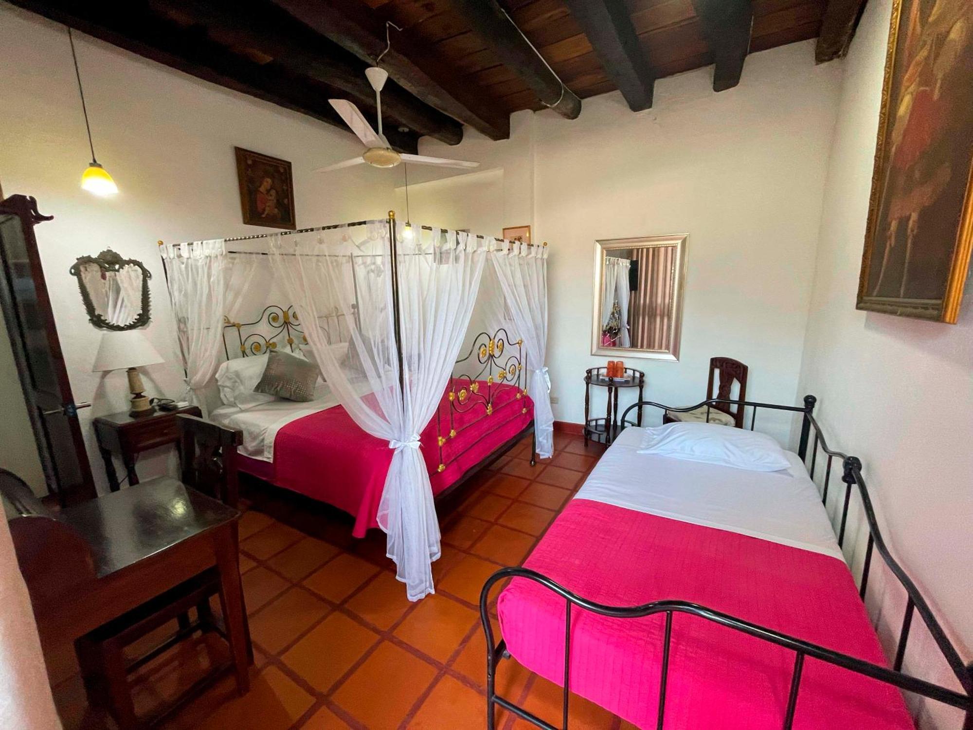 Casa Colonial Serrezuela Cartagena 外观 照片