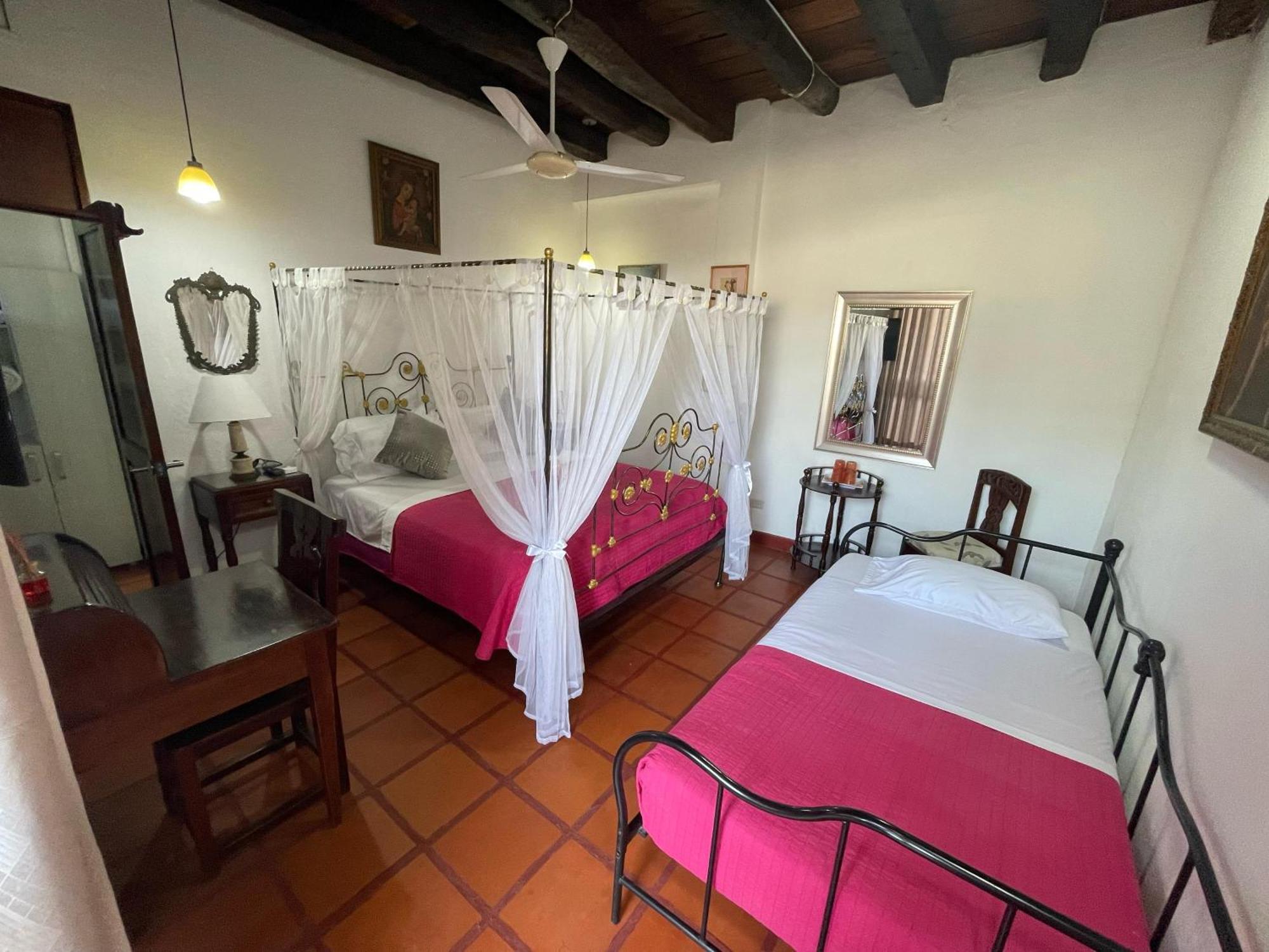 Casa Colonial Serrezuela Cartagena 外观 照片